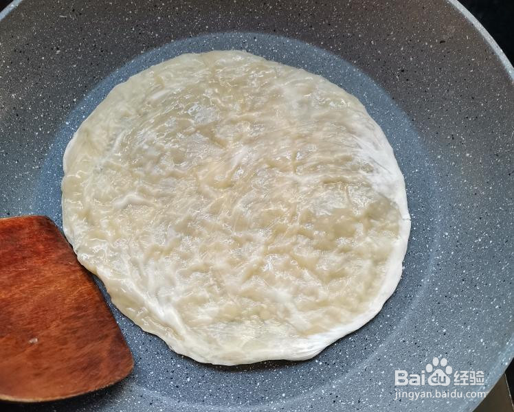 很详细的鸡蛋手抓饼教程的做法