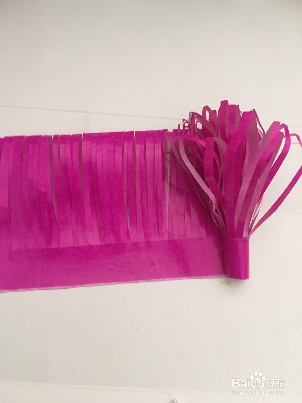 一朵漂亮的细条花 怎样用彩纸制作