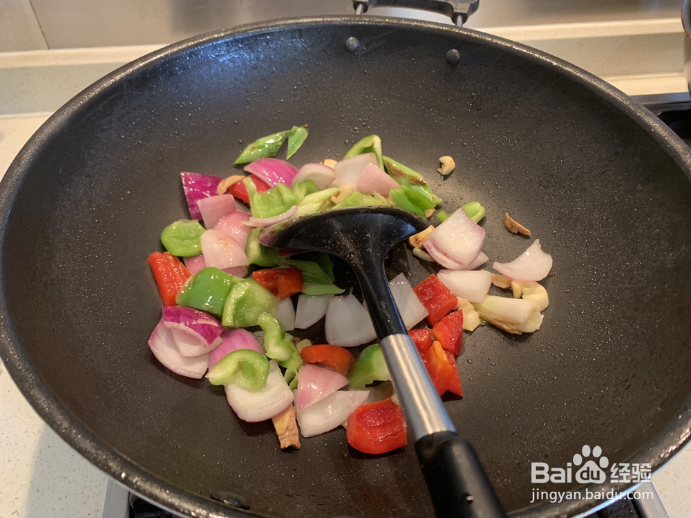 怎么做爆炒牛蛙?