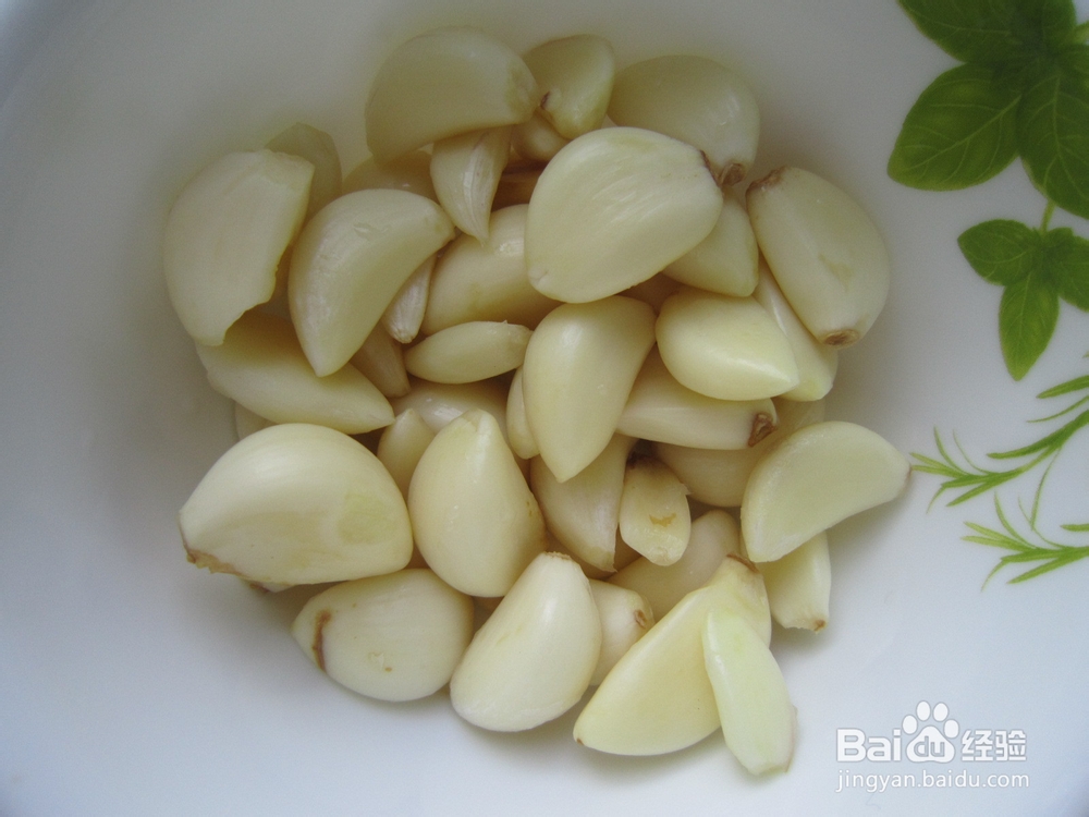 颜色红亮,辣而咸鲜-----自制剁椒