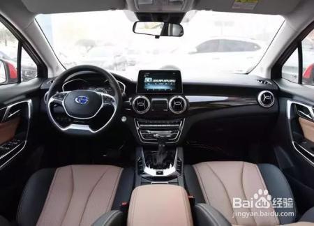 这台豪华中级车跟奔驰“同心”！价格却比C级便宜6万！