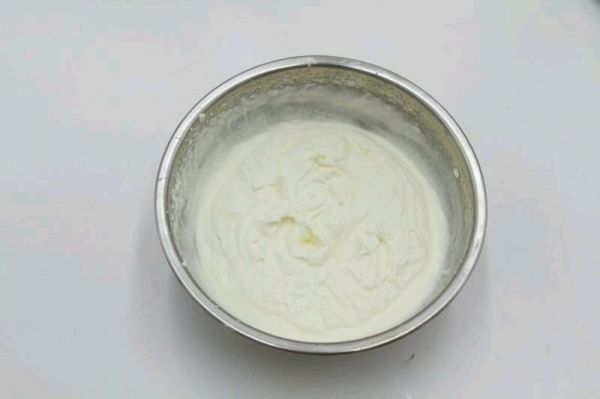 巧克力草莓裸蛋糕