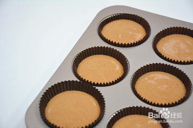 柔软细腻蝙蝠纸杯蛋糕