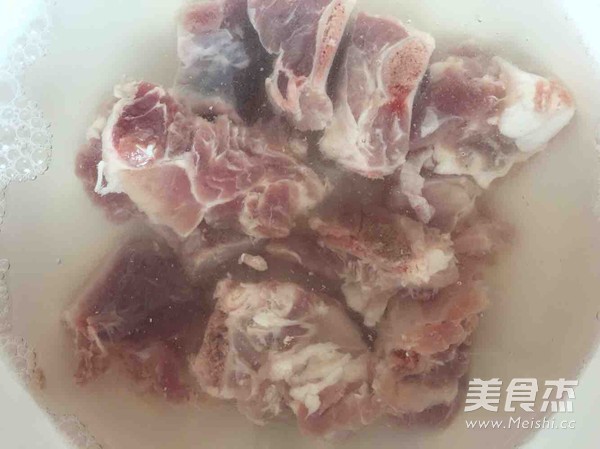 排骨海带汤的做法