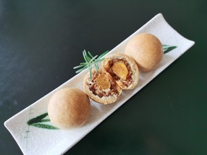 培根蛋黄酥的做法