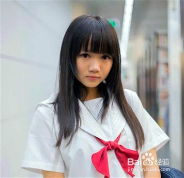 校园女生可爱直发发型