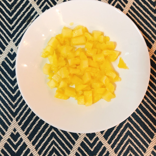 高颜值虾仁菠萝饭