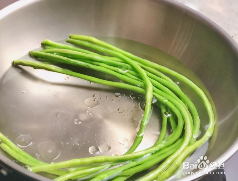 家庭自制豆角酿肉