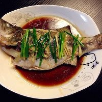 怎样制作清蒸鲈鱼