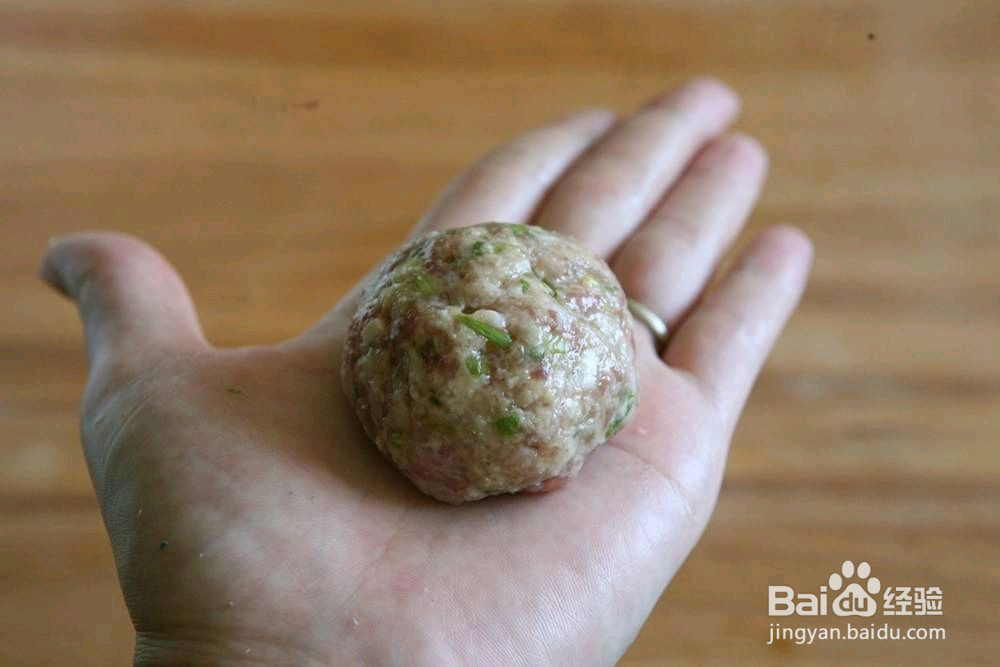 红烧狮子头的做法