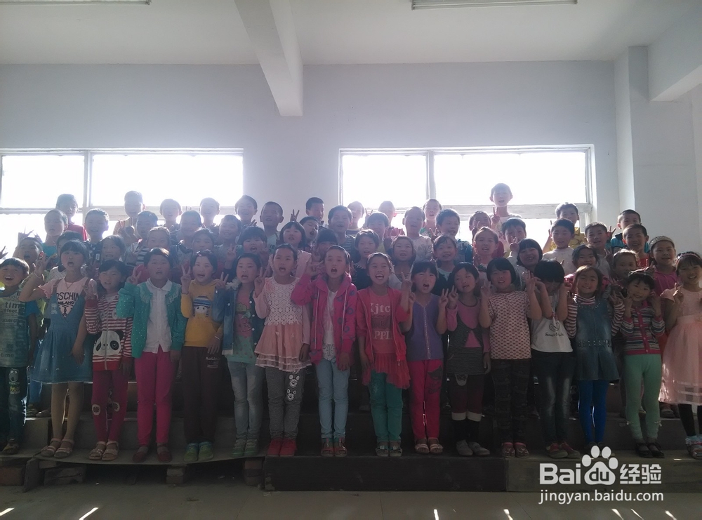给孩子们创设丰富的学习、生活