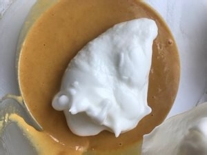 怎么做黄豆粉蜜红豆戚风蛋糕