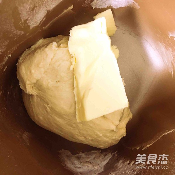 只是突然很想吃奶酪包