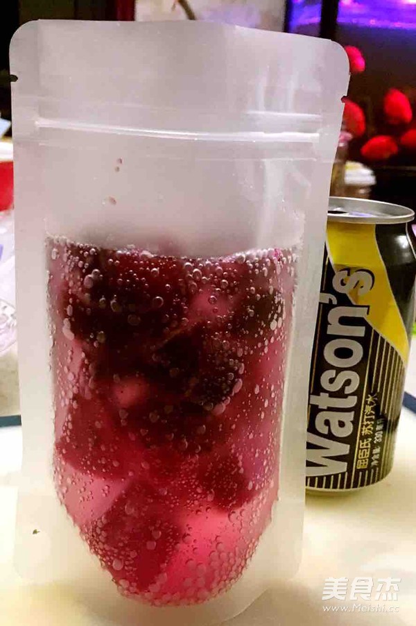 火龙果樱桃排毒水