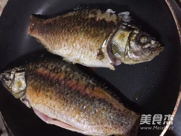 红烧鲫鱼的做法