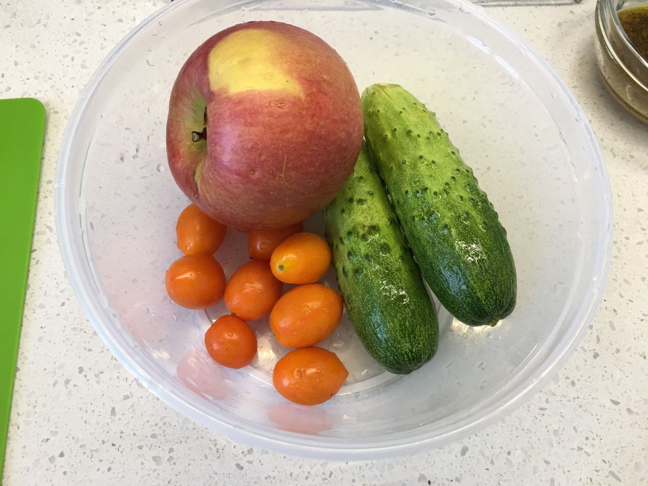 自制果醋沙拉的做法，别有一番滋味