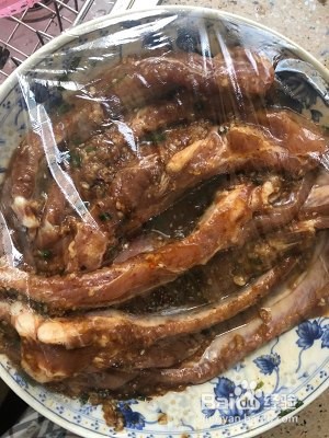 怎么做秘制烤肋排 ?