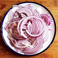 家常菜洋葱条炒牛肉丝