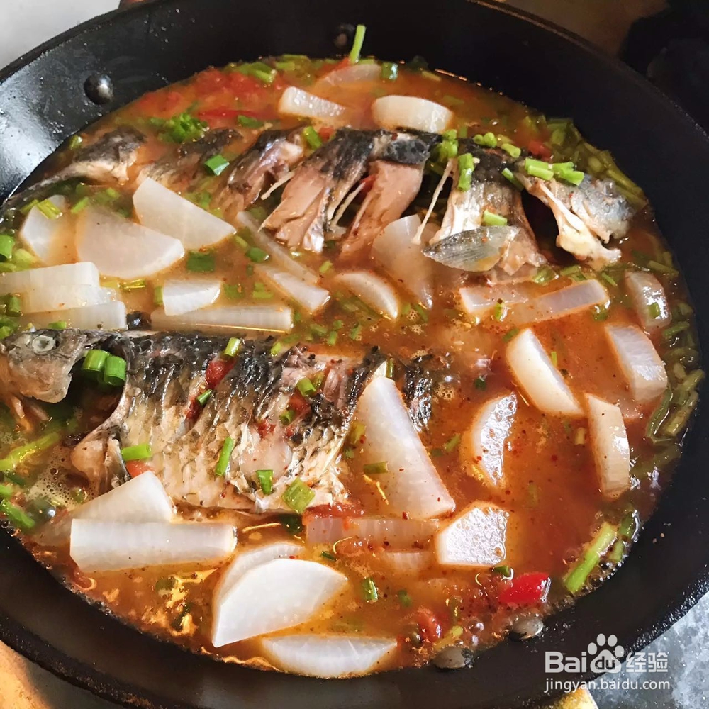 酸辣鲫鱼萝卜汤的做法——夏天没胃口吃什么？