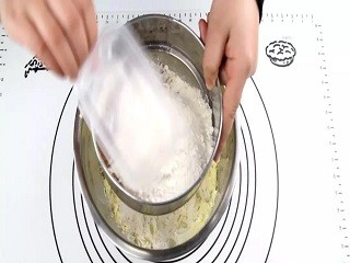 圣诞节姜饼人怎么做？