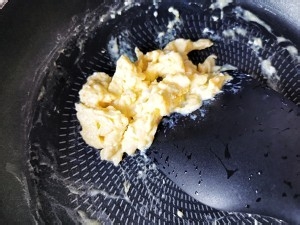 怎样做美式炒蛋三明治