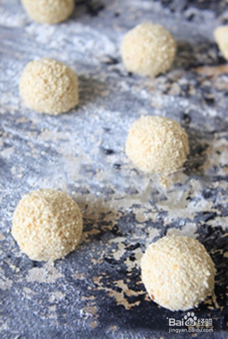 怎么做DIY芝麻面包球