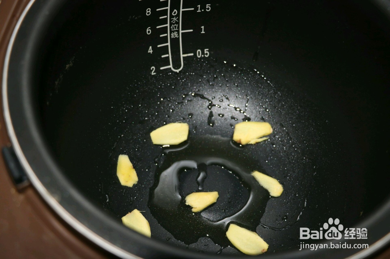 如何做出泰式柠香鸡翅？