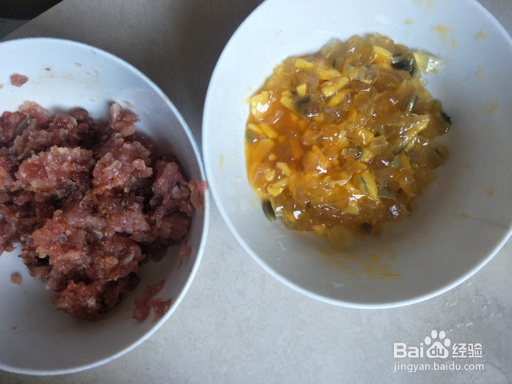 皮蛋瘦肉粥怎么做呢？