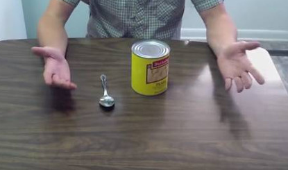 秒开瓶盖小窍门