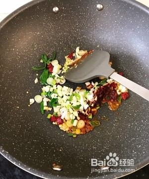 教大家鱼香肉丝的做法