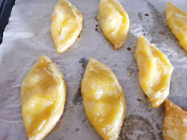 简单快手榴莲酥