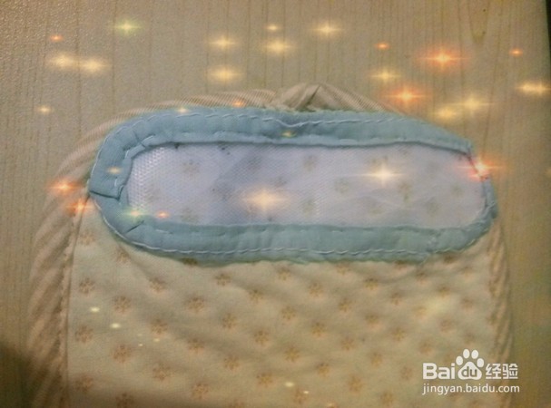 防止魔术贴粘扣划伤宝宝的方法