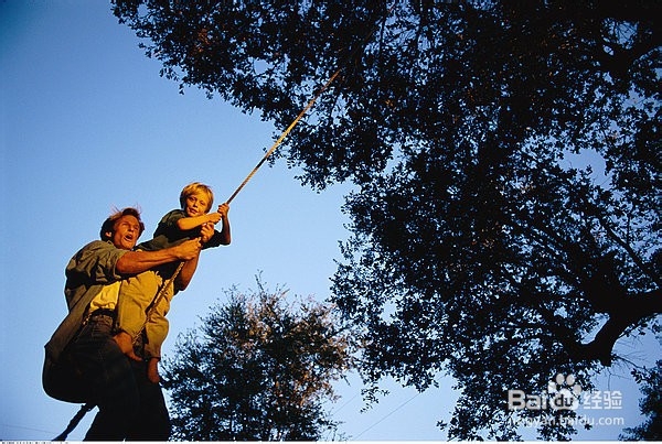 高情商妈妈用8句话搞定熊孩子