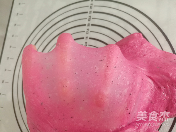 红心火龙果吐司