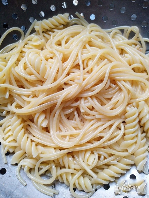 如何制作香煎小牛排