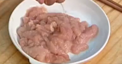 茄汁煎鸡柳的做法