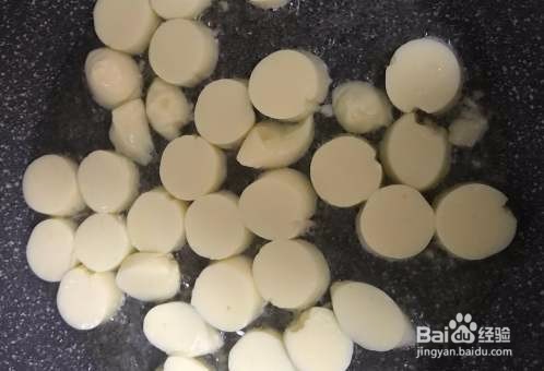 金针菇烧日本豆腐怎么做好吃？
