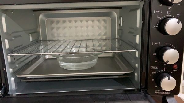 牛奶小面包first