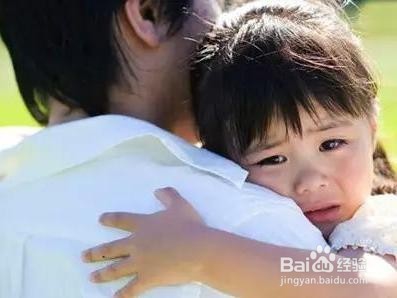对于爱哭的孩子你是否触碰了这几个弊端