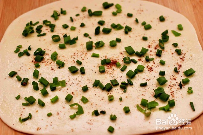 小香葱香肠花卷