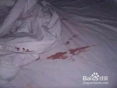 如何去除被子床单上的经血