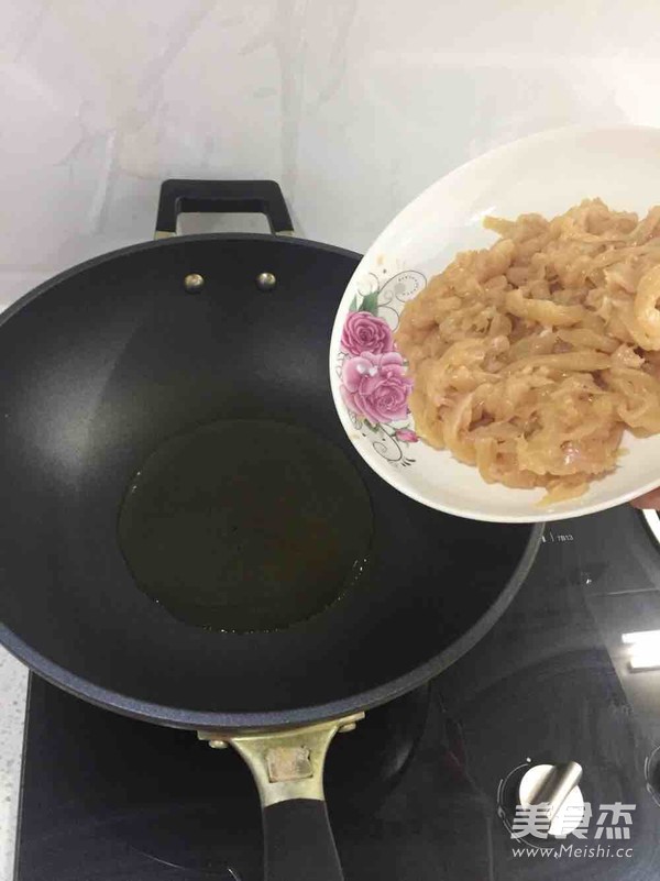 鱼香鸡丝的做法