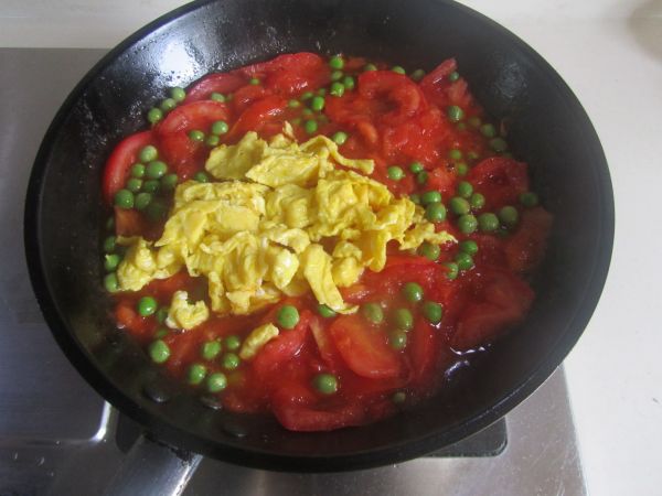 青豆番茄炒鸡蛋
