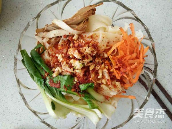 简单油泼面的做法