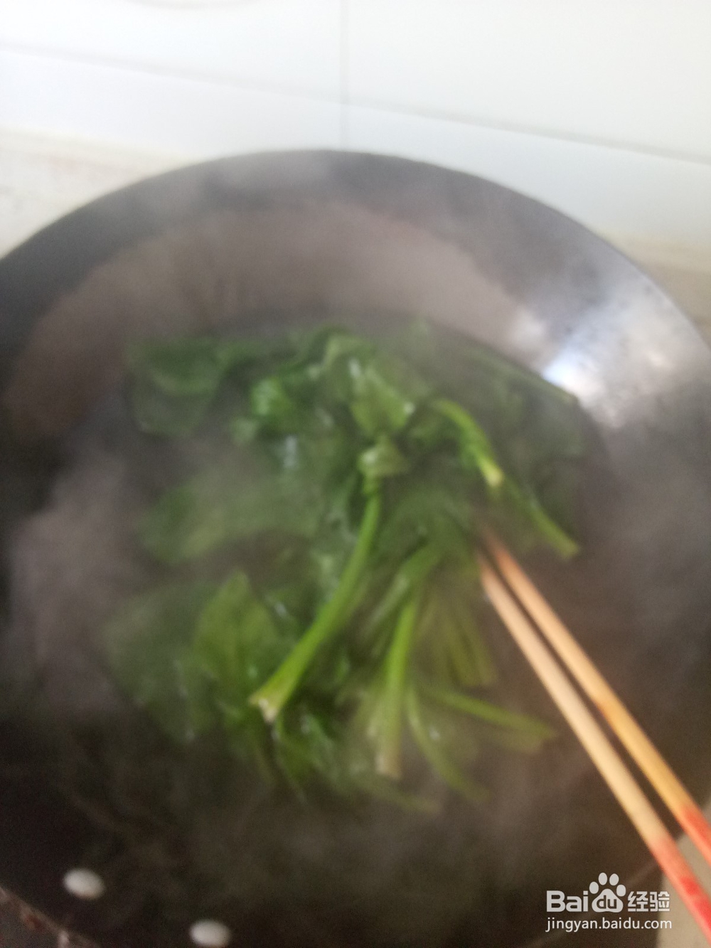 简单豆芽炒菠菜