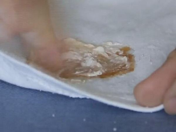 衣服上的油渍洗了第二遍还能干净吗