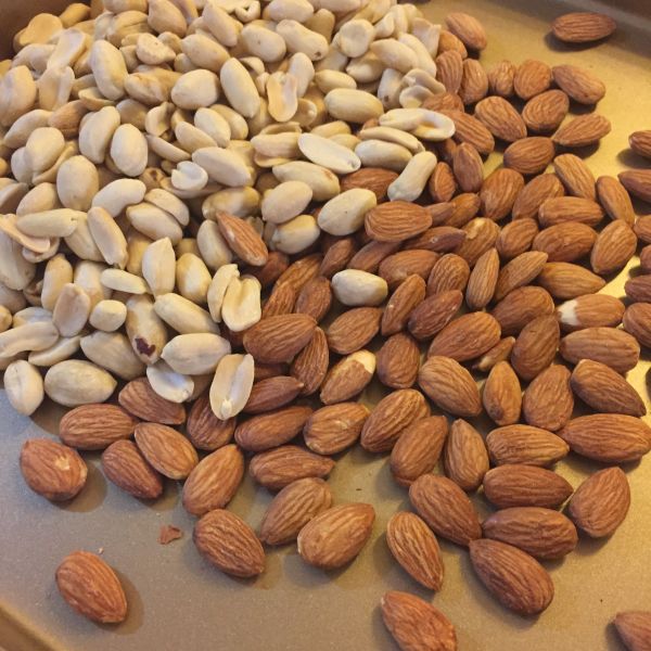 杏仁花生牛轧糖