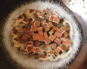 动手做鸭血豆腐煲