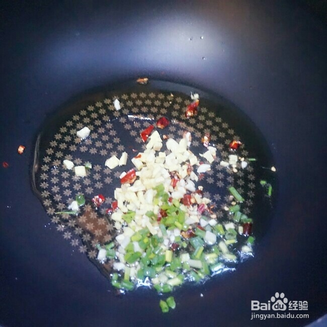 做出入味的梅干菜肉饼