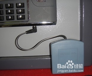 保险箱没电了怎么打开